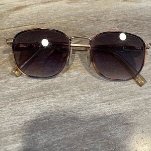 GUC Le Specs Tortoise Shell Sunglasses